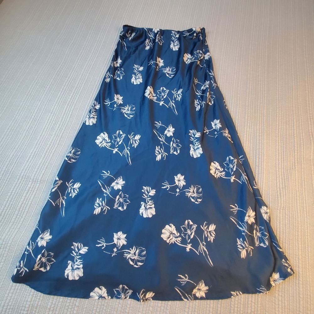 Urban Outfitters Floral Maxi Skirt Teal Blue White Satin A-Line Size Medium